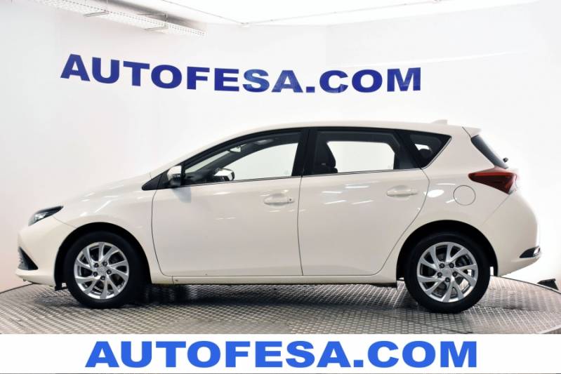 Toyota Auris 1.4D 90cv Active 5p