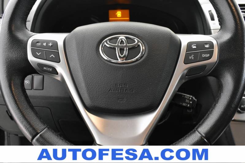 Toyota Avensis Cross Sport 2.0D 120cv Advance 5p