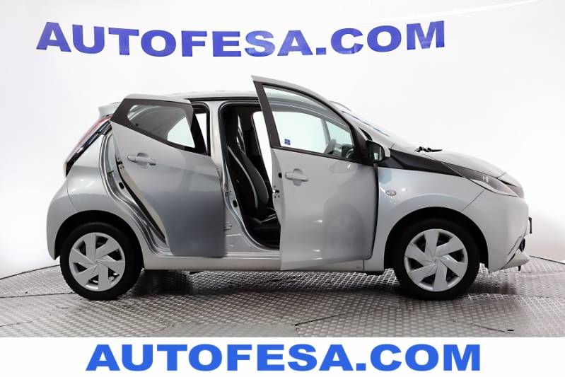 Toyota Aygo 1.0 VVT-i 70cv x-play Business 5p