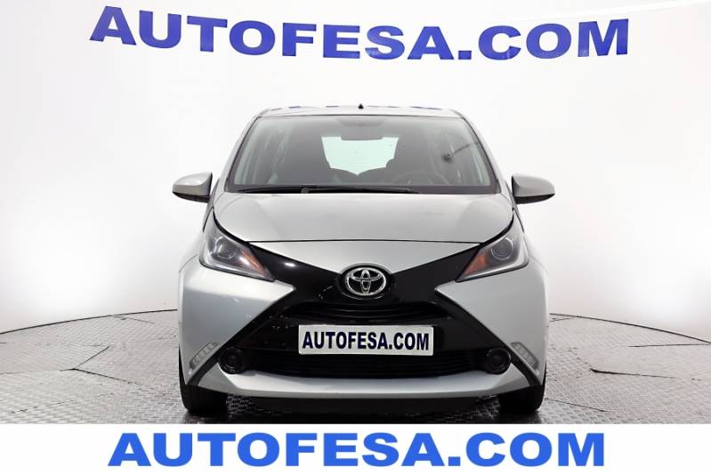 Toyota Aygo 1.0 VVT-i 70cv x-play Business 5p