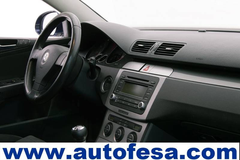 Volkswagen Passat Variant Variant B6 2.0 TDI 140cv Sportline 5p