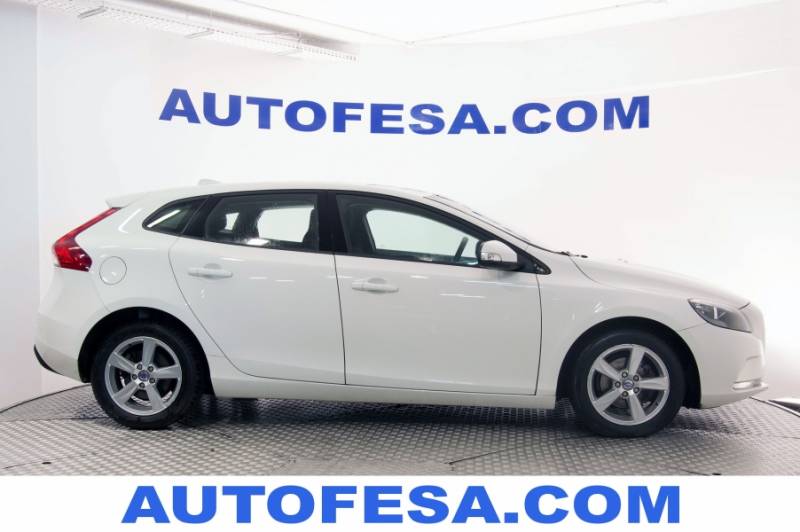 Volvo V40 1.6 D2 115cv Momentum 5p S/S