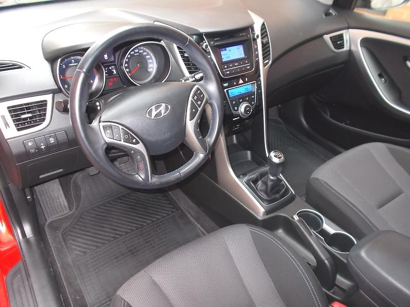 Hyundai i30 1.6 CRDi 110cv BD Black Line