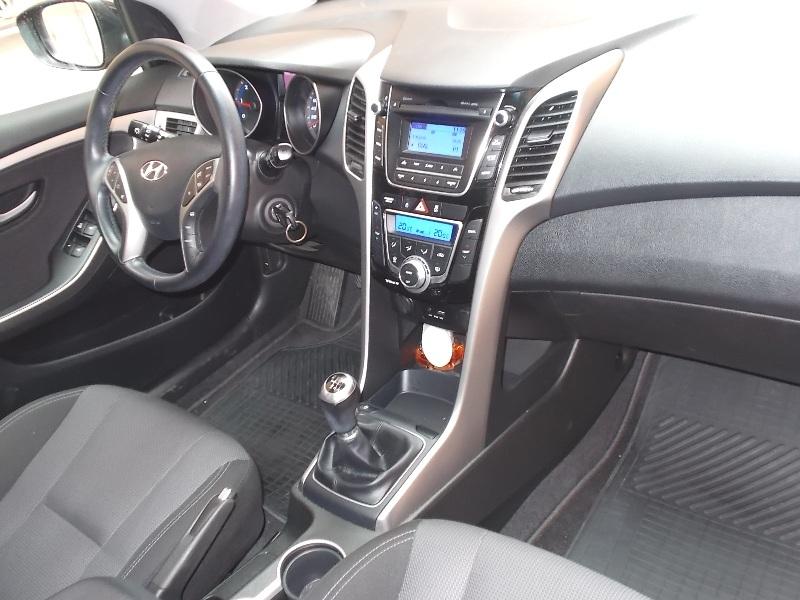 Hyundai i30 1.6 CRDi 110cv BD Black Line