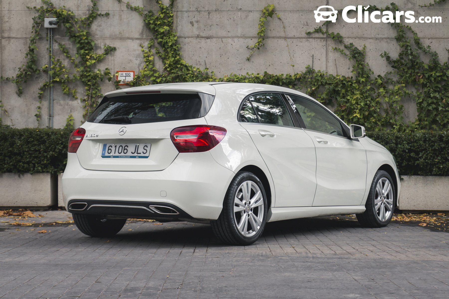 Mercedes-Benz A 180 A 180 d Urban