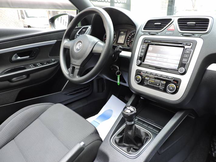 Volkswagen Eos 2.0 TDI Aut. 140cv 2p.