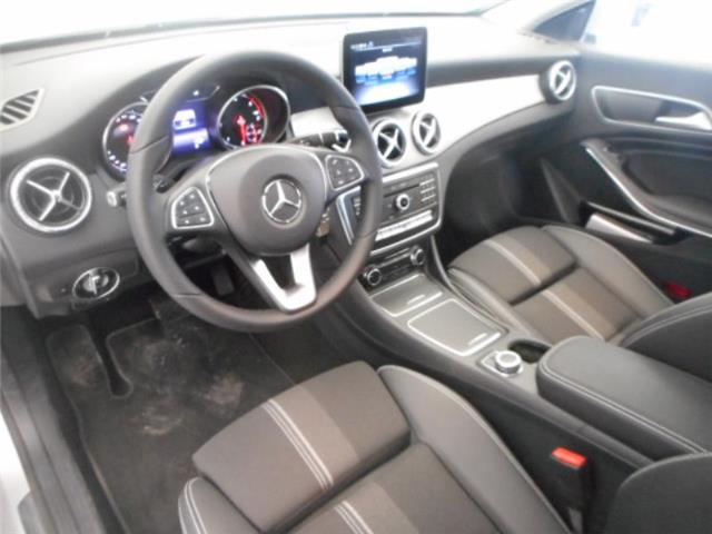 Mercedes-Benz CLA 200 d Shooting Brake
