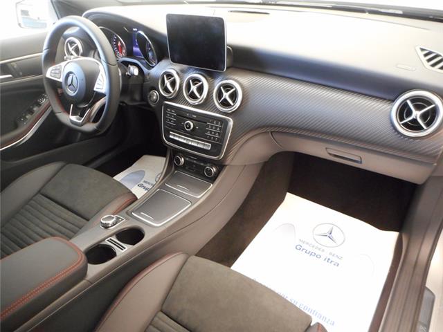 Mercedes-Benz A 200 d AMG Line