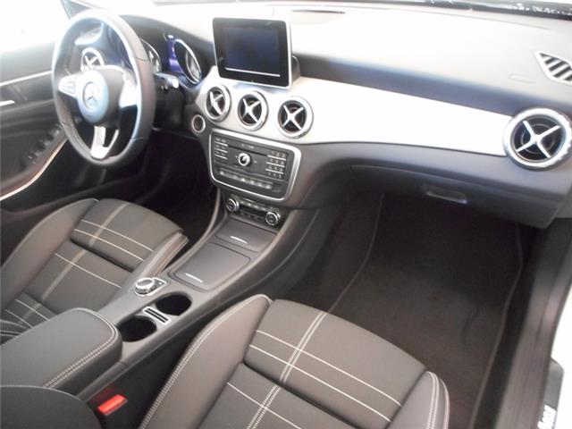 Mercedes-Benz GLA 220 d 4MATIC Urban