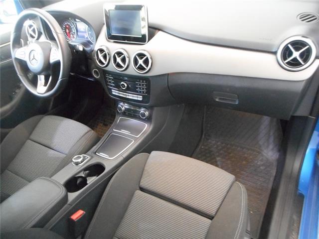 Mercedes-Benz B 220 d
