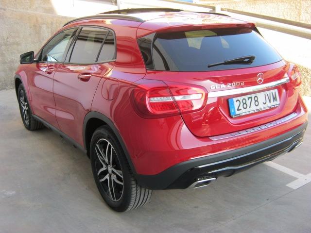 Mercedes-Benz GLA 200 d Urban 7G-DCT