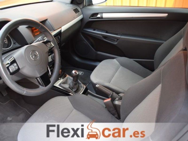 Opel Astra 1.7 CDTi S/S 130 CV Sportive GTC