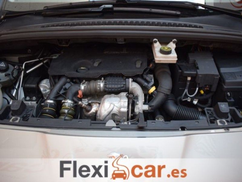 Peugeot 5008 Style 1.6 HDI 115 FAP