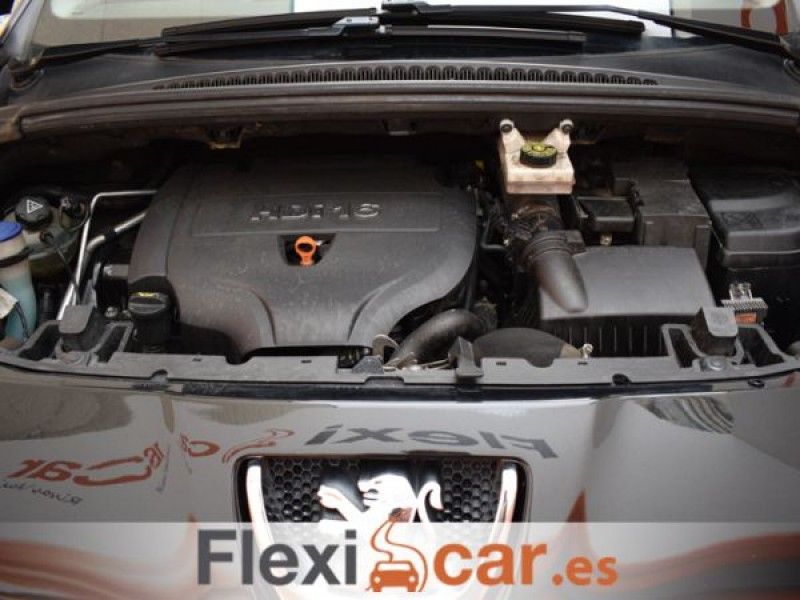 Peugeot 5008 Family 2.0 HDI 150 FAP
