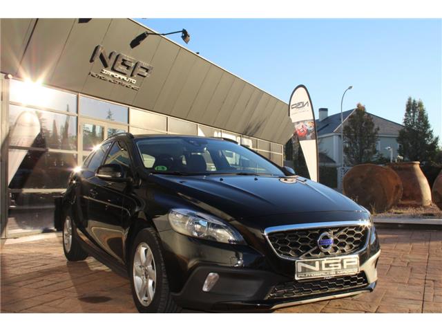 Volvo V40 CC D2 Momentum 120