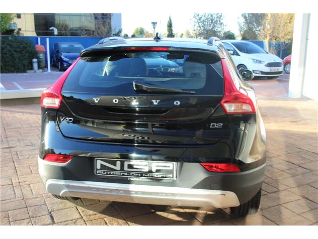 Volvo V40 CC D2 Momentum 120