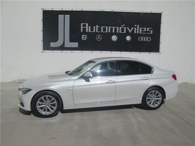 BMW 318 Serie 3 F30 Diesel