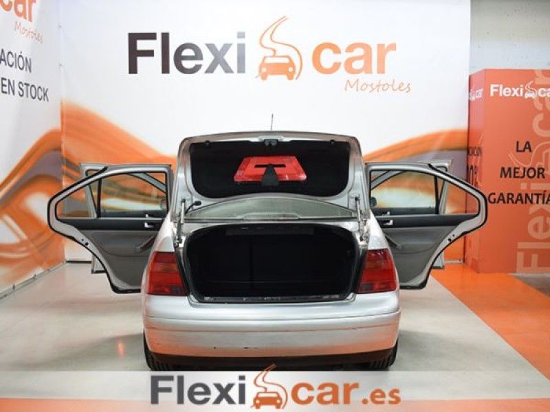 Volkswagen Bora 1.9 TDi 4Motion Highline 130CV