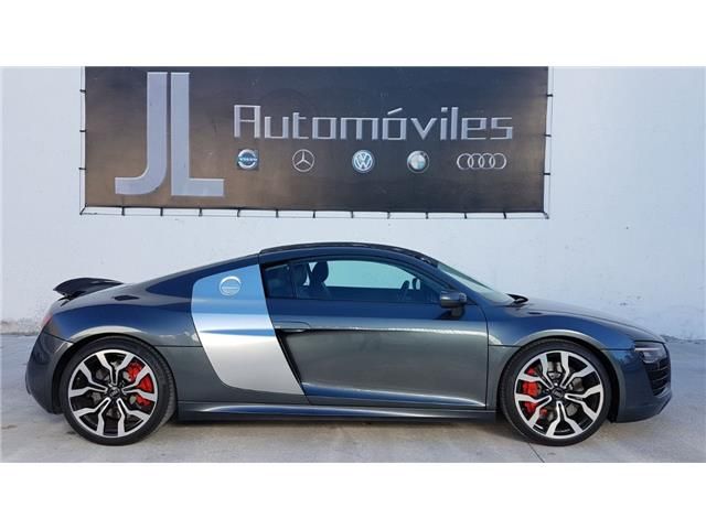 Audi R8 5.2 FSI V10 quattro S-Tronic