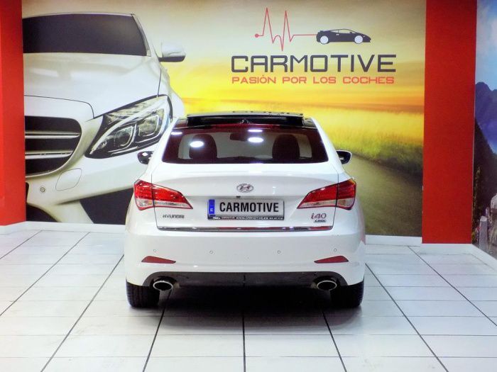 Hyundai i40 1.7CRDI Tecno Xenon Aut. 136