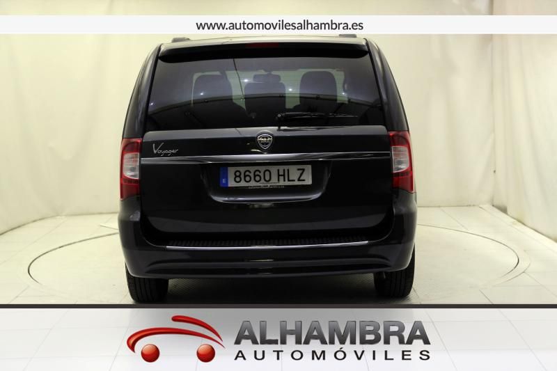Lancia Voyager 2.8 CRD SILVER AUTO 7 PLAZAS
