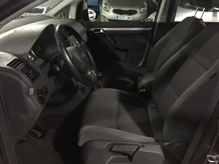 Volkswagen Touran 1.6TDI Advance BMT 105