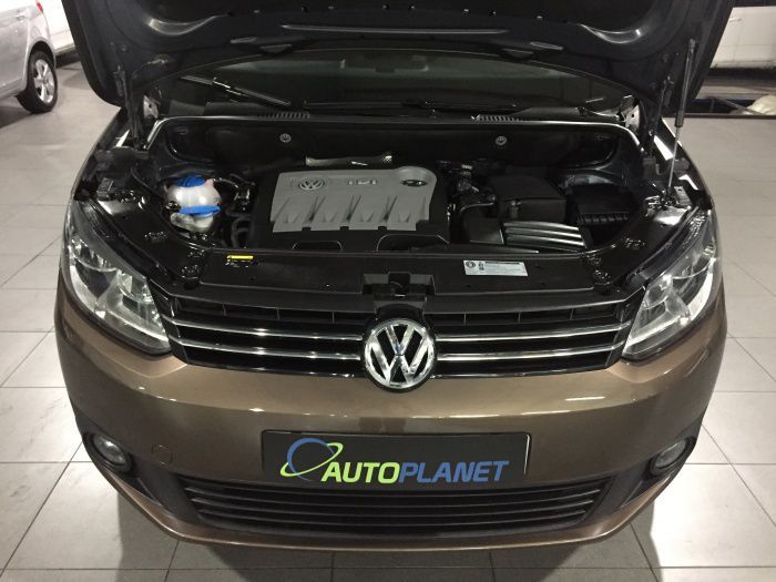 Volkswagen Touran 1.6TDI Advance BMT 105