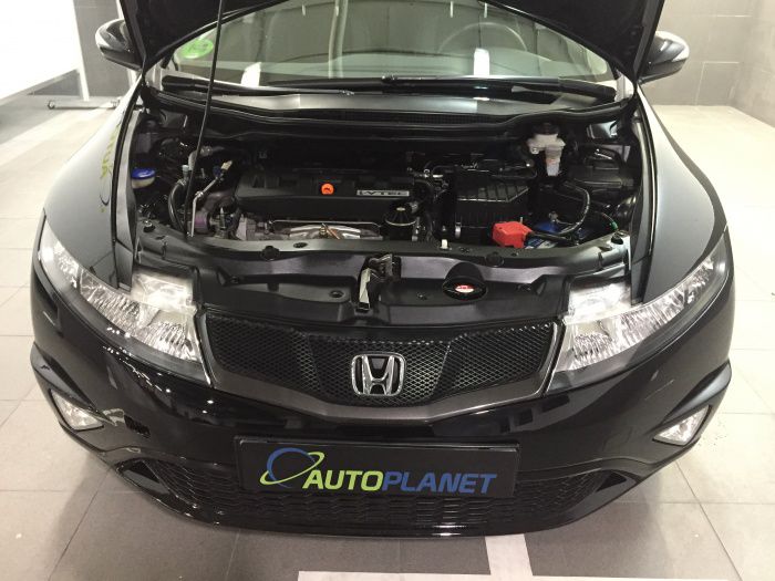 Honda Civic 1.8i-VTEC Sport