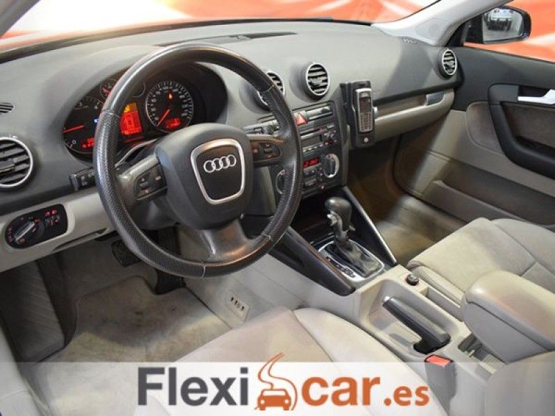 Audi a3 Sportback 2.0 TDI DSG Attraction