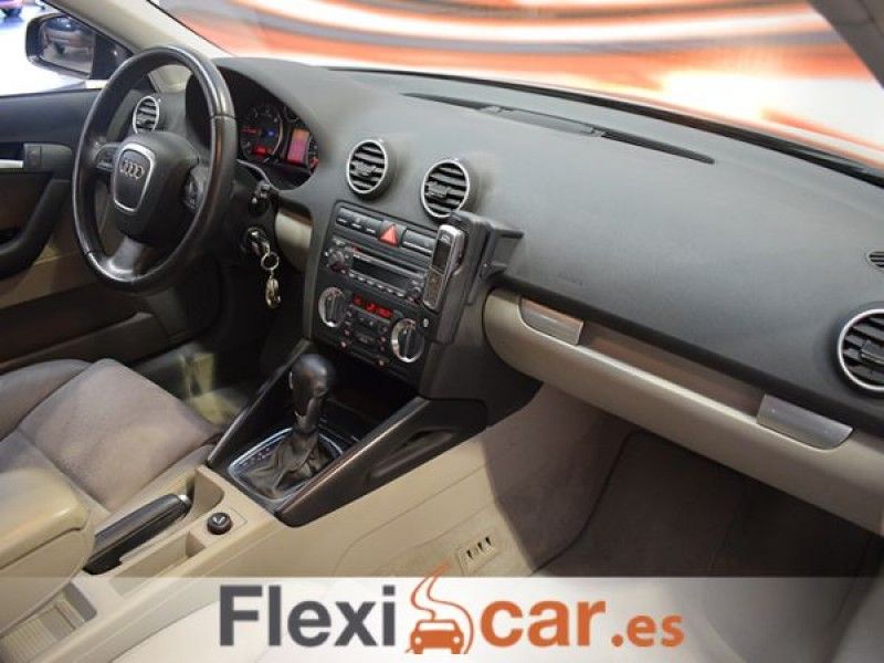 Audi a3 Sportback 2.0 TDI DSG Attraction