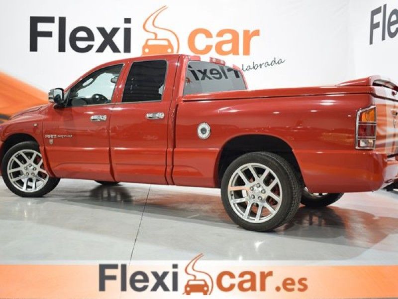 Dodge RAM VIPER SRT10 670CV