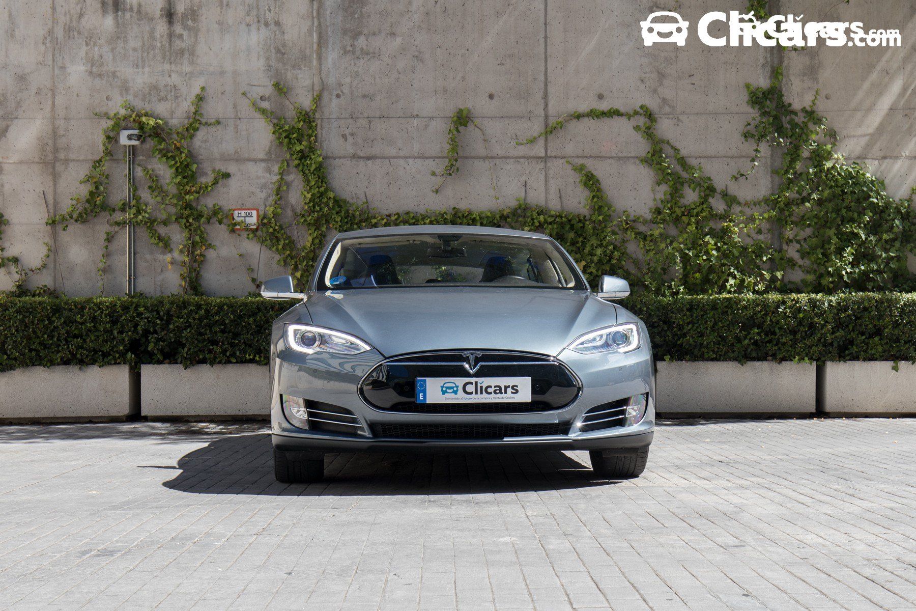Tesla Model S 75