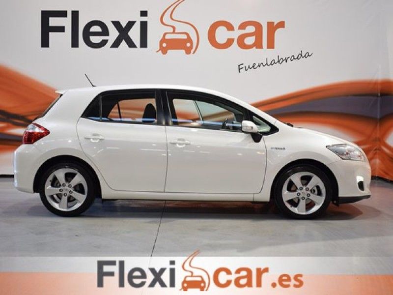 Toyota Auris 1.8 Híbrido Active