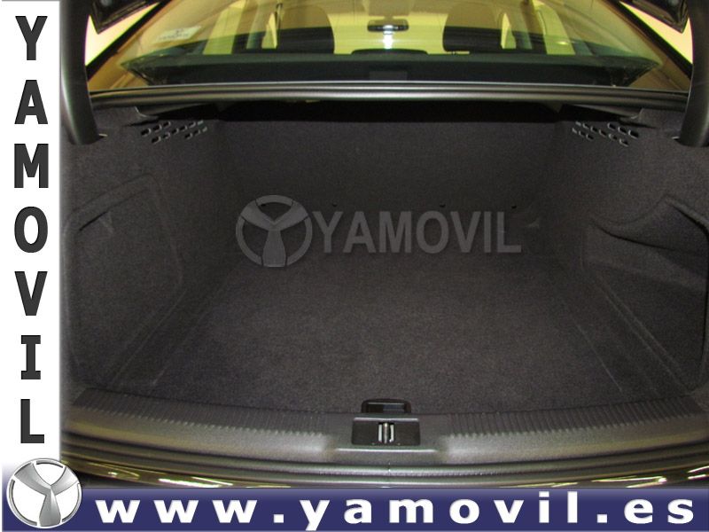 Audi A4 2.0 TDi ADVANCE 143CV
