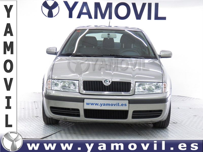 Skoda Octavia 1.9 TDi 100CV 5P TOUR