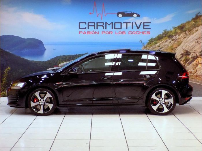 Volkswagen Golf 2.0 TSI GTI Performance DSG 230