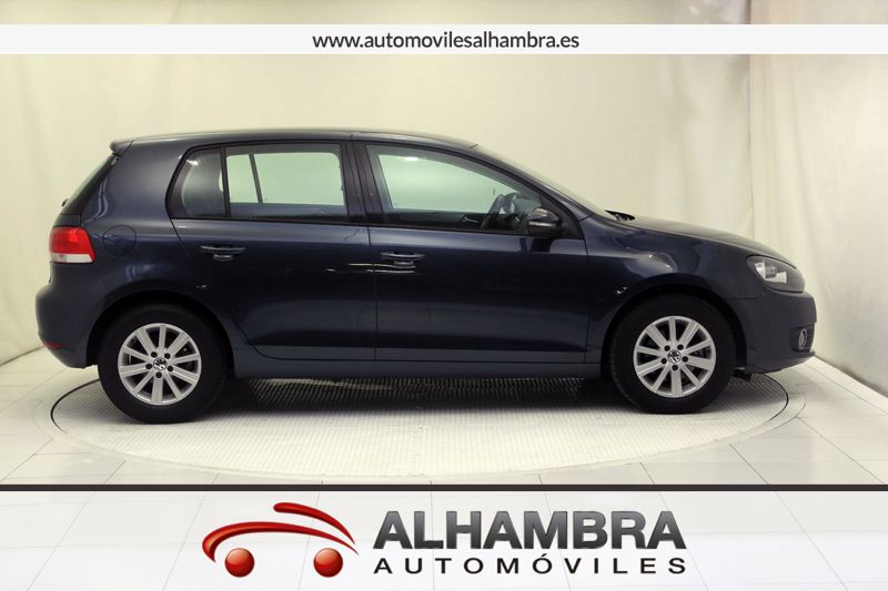 Volkswagen Golf 1.6 TDI 105 ADVANCE BLUEMOTION TECH