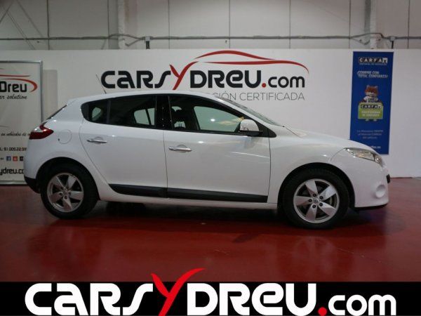 Renault Megane Dynamique dCi 110 Autom. EDC eco2 E5