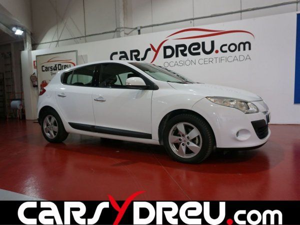 Renault Megane Dynamique dCi 110 Autom. EDC eco2 E5