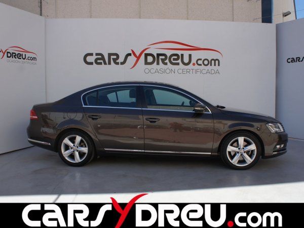 Volkswagen Passat 2.0 TDI 140 DSG Advance Bluemotion Tech