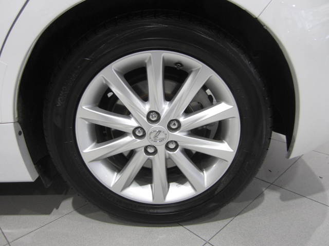 Lexus CT 200h 200h Pack Hybrid Plus 100 kW (136 CV)