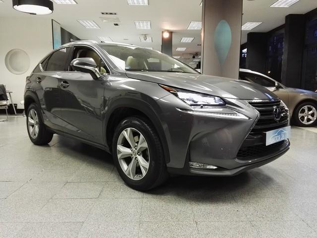 Lexus NX 300h Luxury 4WD 145 kW (197