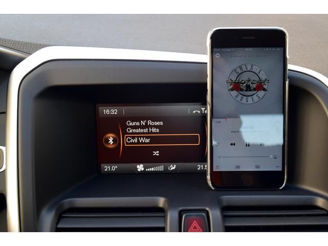 Volvo XC60 VOLVO XC60 2.0 D3 Kinetic 136c