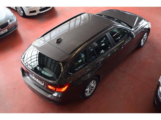 BMW 318 BMW Serie 3 D Touring 143c