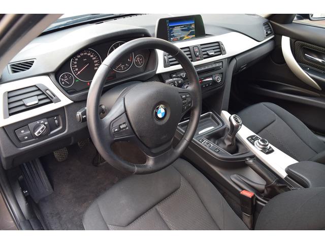 BMW 318 BMW Serie 3 D Touring 143c