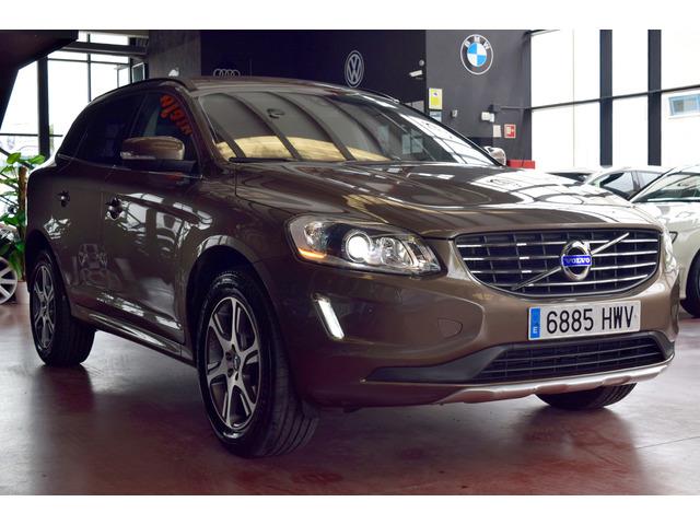 Volvo XC60 VOLVO XC60 2.4 D5 Momentum AWD