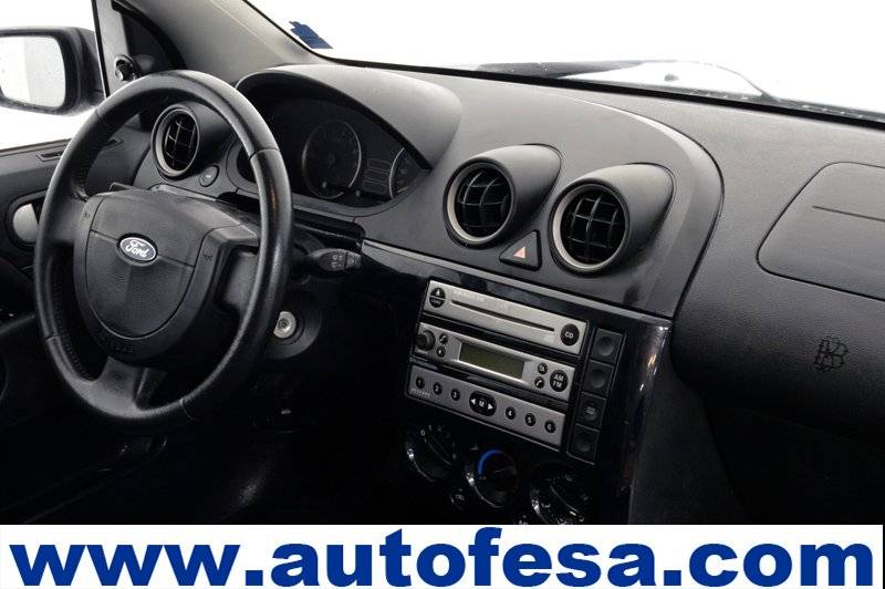 Ford Fiesta 1.6i 100cv Sport 3p