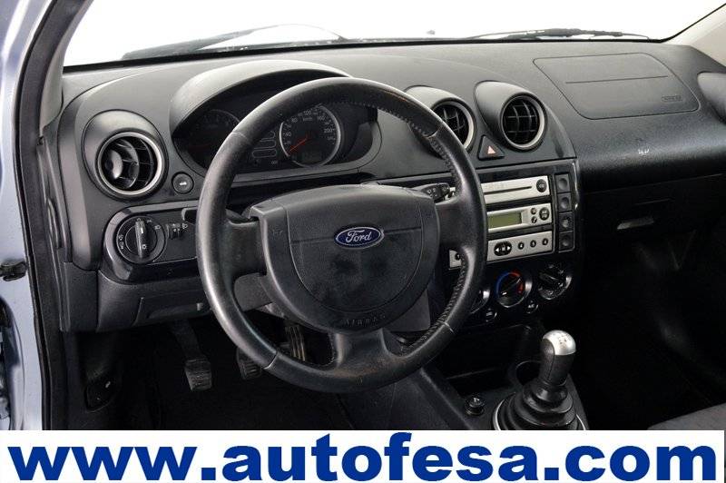 Ford Fiesta 1.6i 100cv Sport 3p