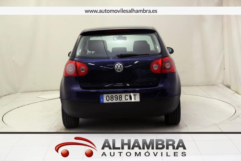 Volkswagen Golf 1.6 FSI HIGHLINE