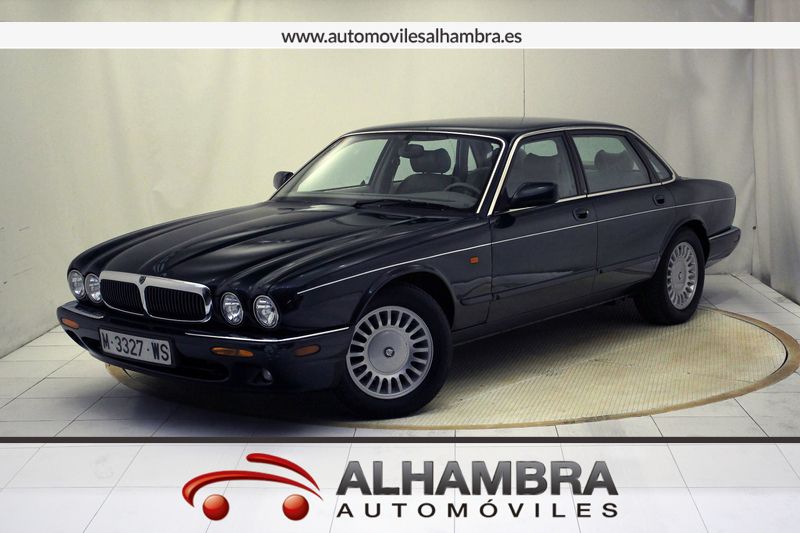 Jaguar XJ XJ XJ8 3.2 EXECUTIVE AUTO